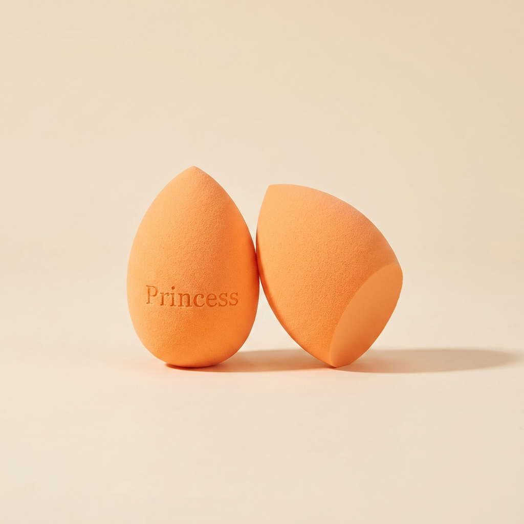 Oranžový beauty blender se zkosením dole s gravírovaným nápisem Princess