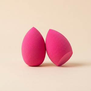 Růžový beauty blender se zkosením dole