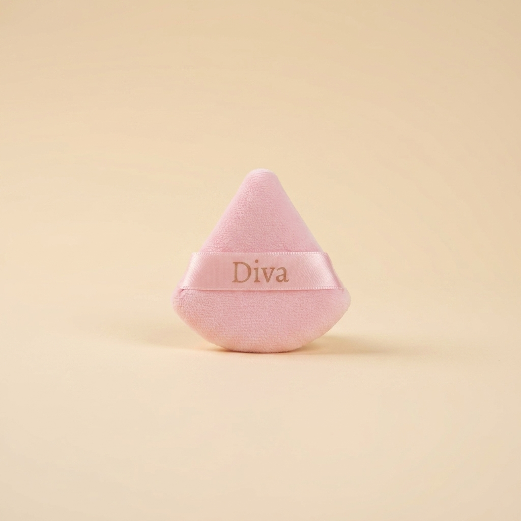Světle růžová labutěnka s gravírovaným nápisem Diva
