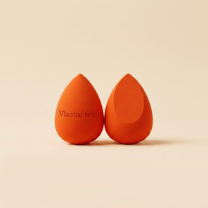 Oranžový beauty blender s vlastním gravírovaným textem